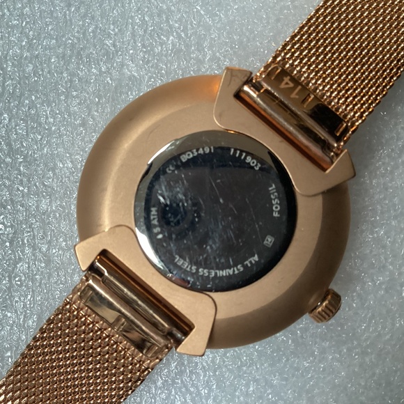Fossil Hutton Three-Hand Rose Gold-tone Women’s Watch (BQ3491) main image 4